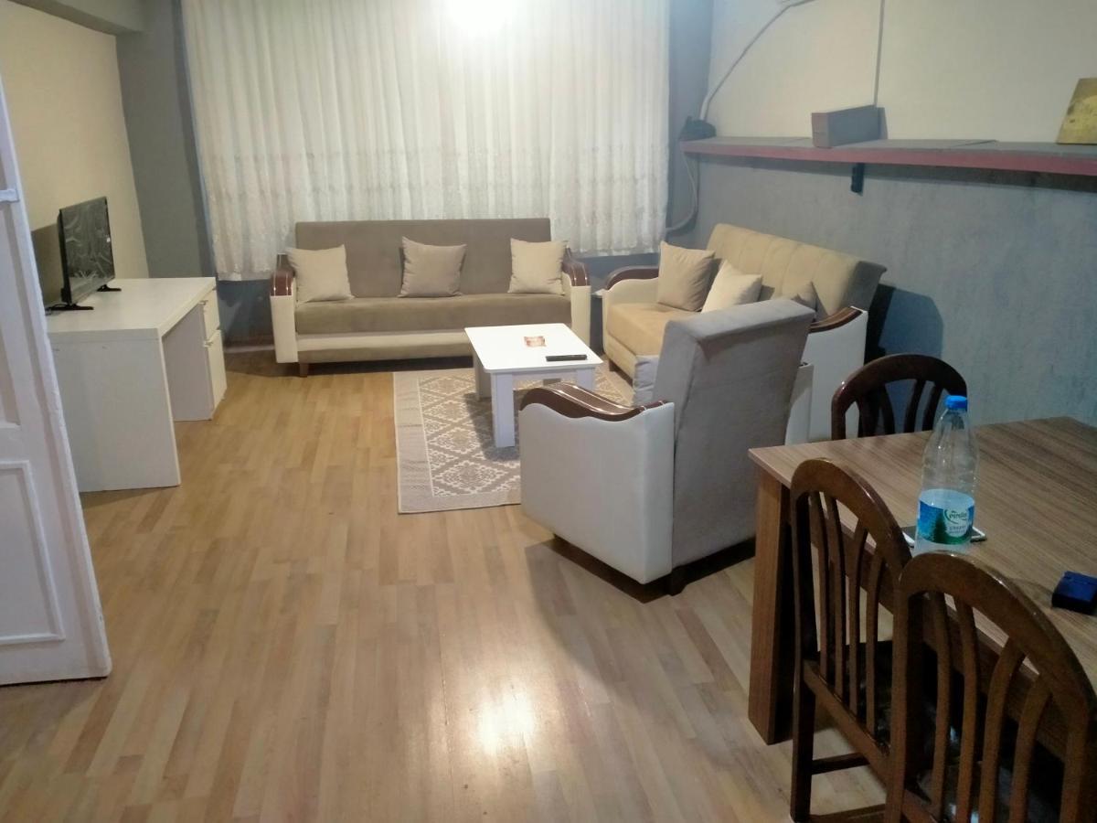 2 Bedrooms Central Area Located Appartment 1Floor Istanbul Exterior foto